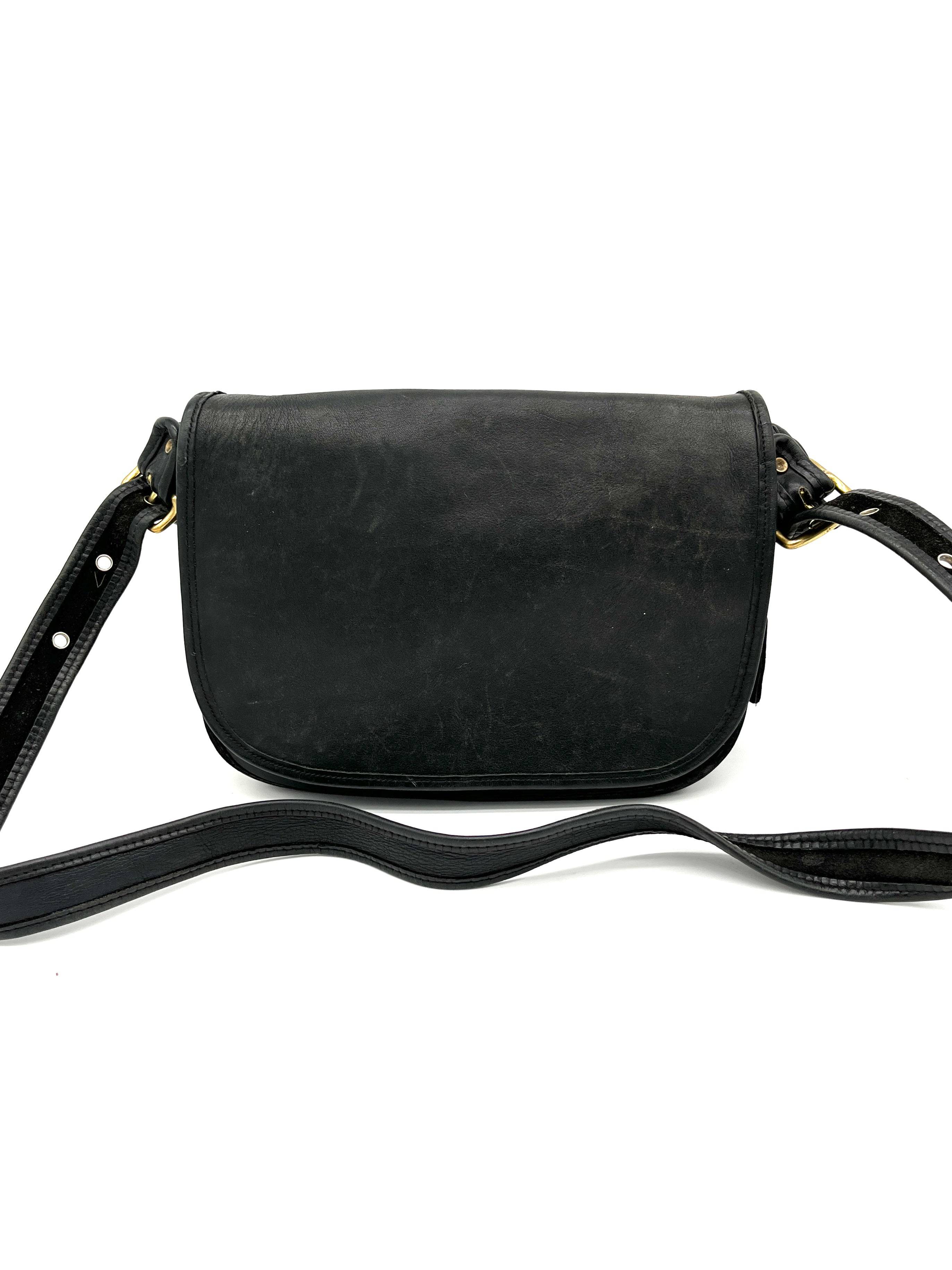 Womens Coach Handbag Shoulder Bag Black Leather With Golden Hardware - RealThreads