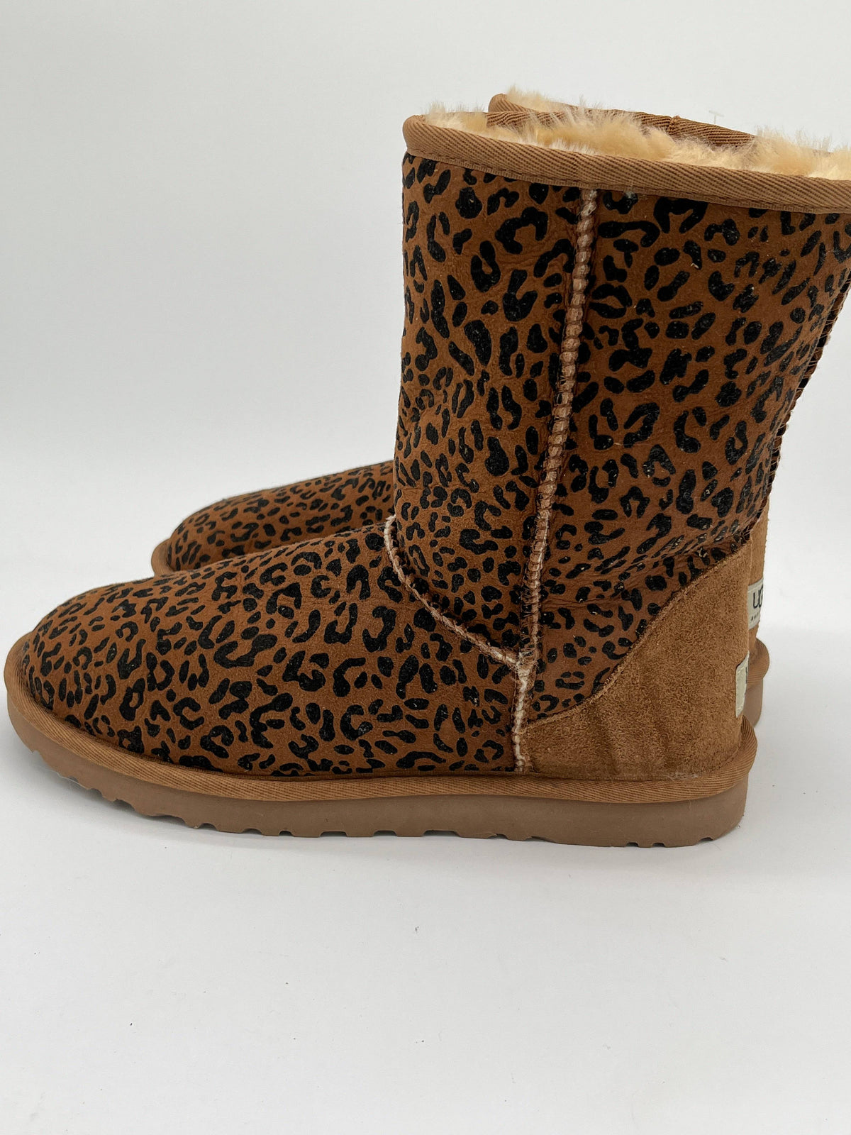 Womens Size 7 Ugg Boots Brown and Black Animal Print Wool Lining Like New - RealThreads