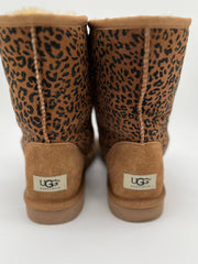 Womens Size 7 Ugg Boots Brown and Black Animal Print Wool Lining Like New - RealThreads