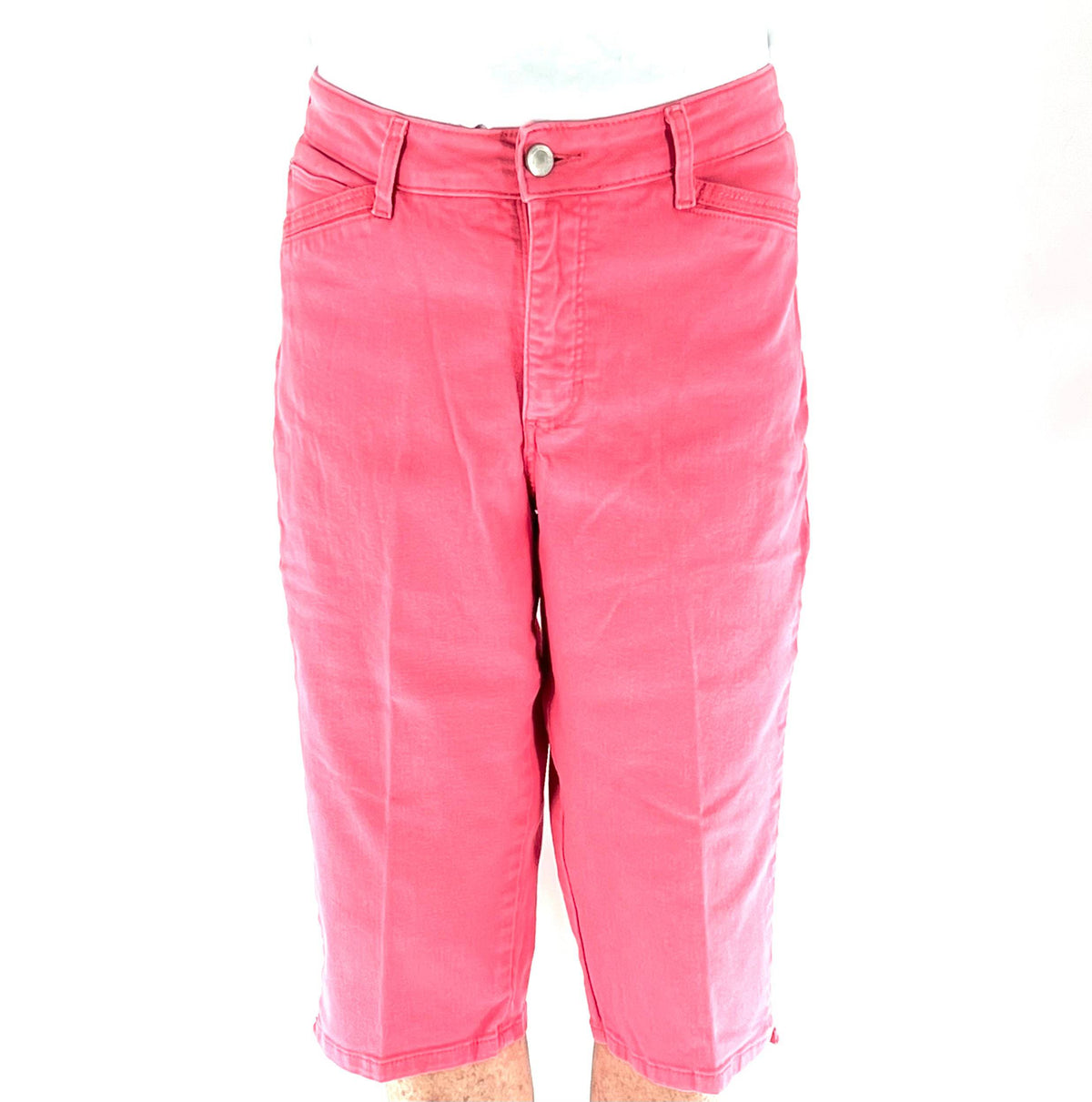 Womens Size 14 Lee Capris Classic Fit Pink -Used- 5 Pocket Jeans Zip and  Button Closure